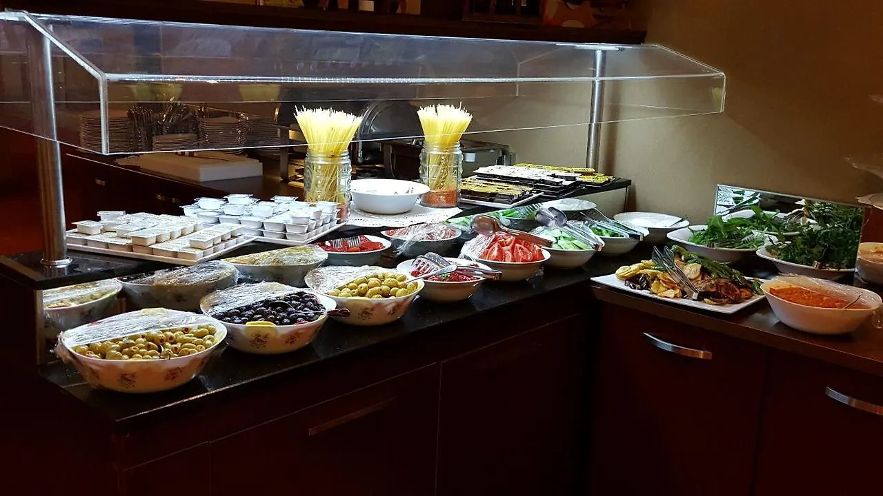 Ulasan Hotel Caravan Camping Ankara 4*,